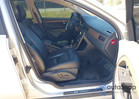 2008 Volvo S80 3.2 из США, поврежденный, VIN YV1AS982581069775